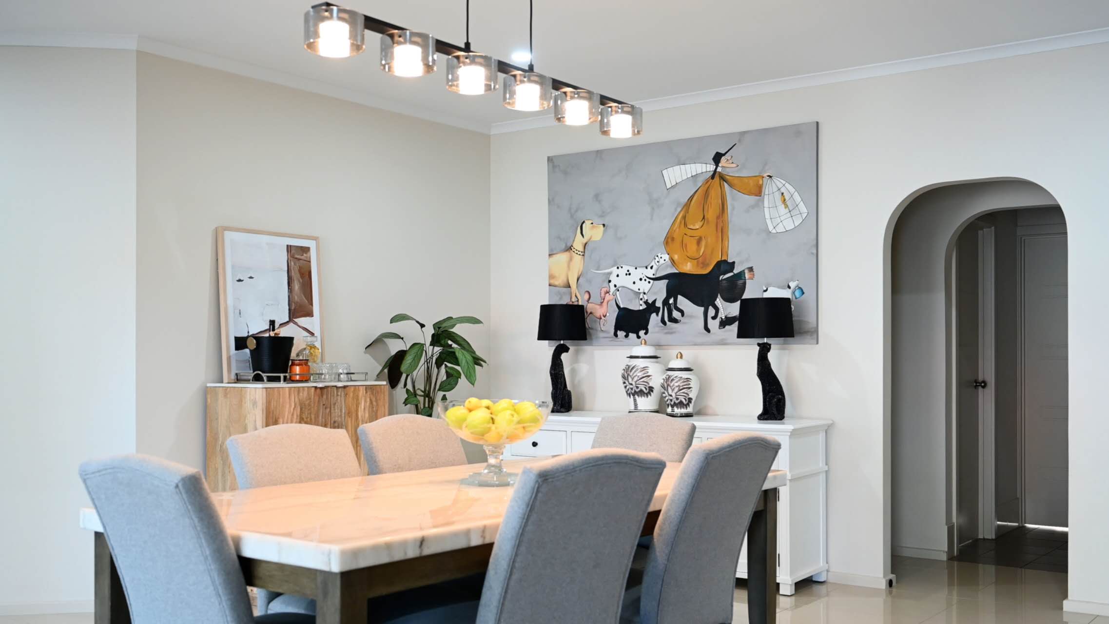 Modern Sturt Dining Room Decoration